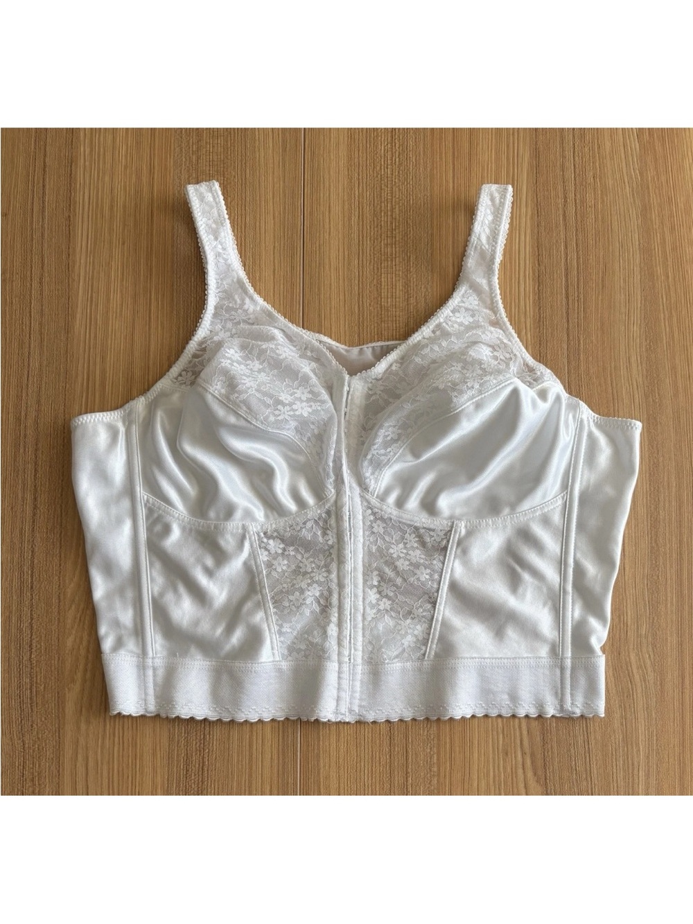 Exquisite Form Slimming Wireless Posture Support Longline Bra 44 C Front Closure